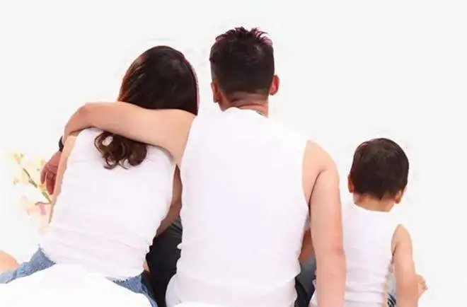 广州私家侦探调查：如何挽回婚姻的方法男生，让婚姻重新燃起爱的火花？