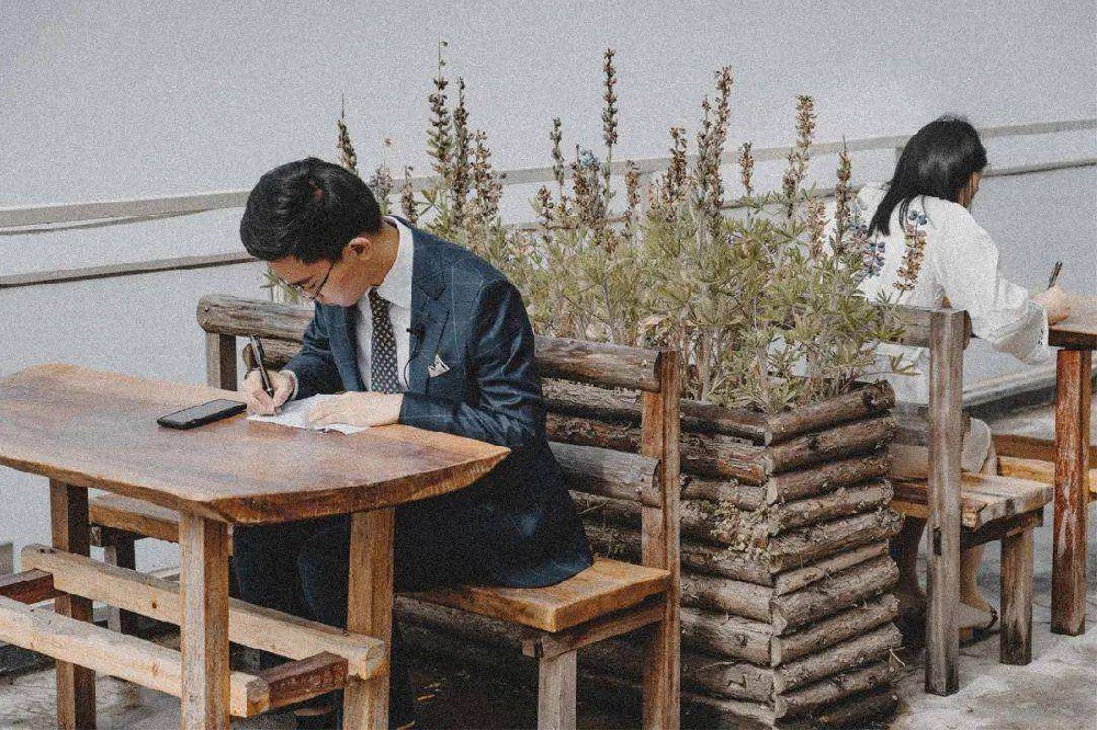 广州市调查公司：分手半年，离婚边缘，如何挽回婚姻？