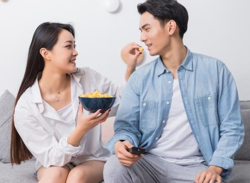 广州私人调查侦探：被出轨首先带来的是情感上的巨大冲击