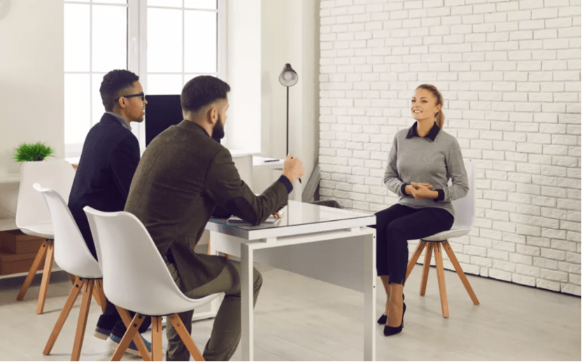 广州市私家侦探电话：朋友明显就是在搪塞正确的处理方法